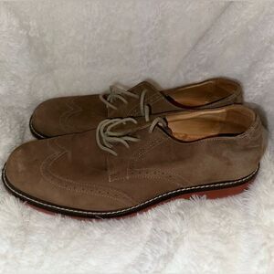 Brown Johnston & Murphy wingtips size 11.5